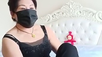 成熟的亚洲美熟女寻求性联系