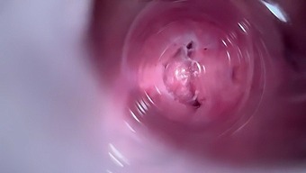 Cận Cảnh Niềm Vui Cực Khoái Của Một Thiếu Niên Khít Và Đầy Kem